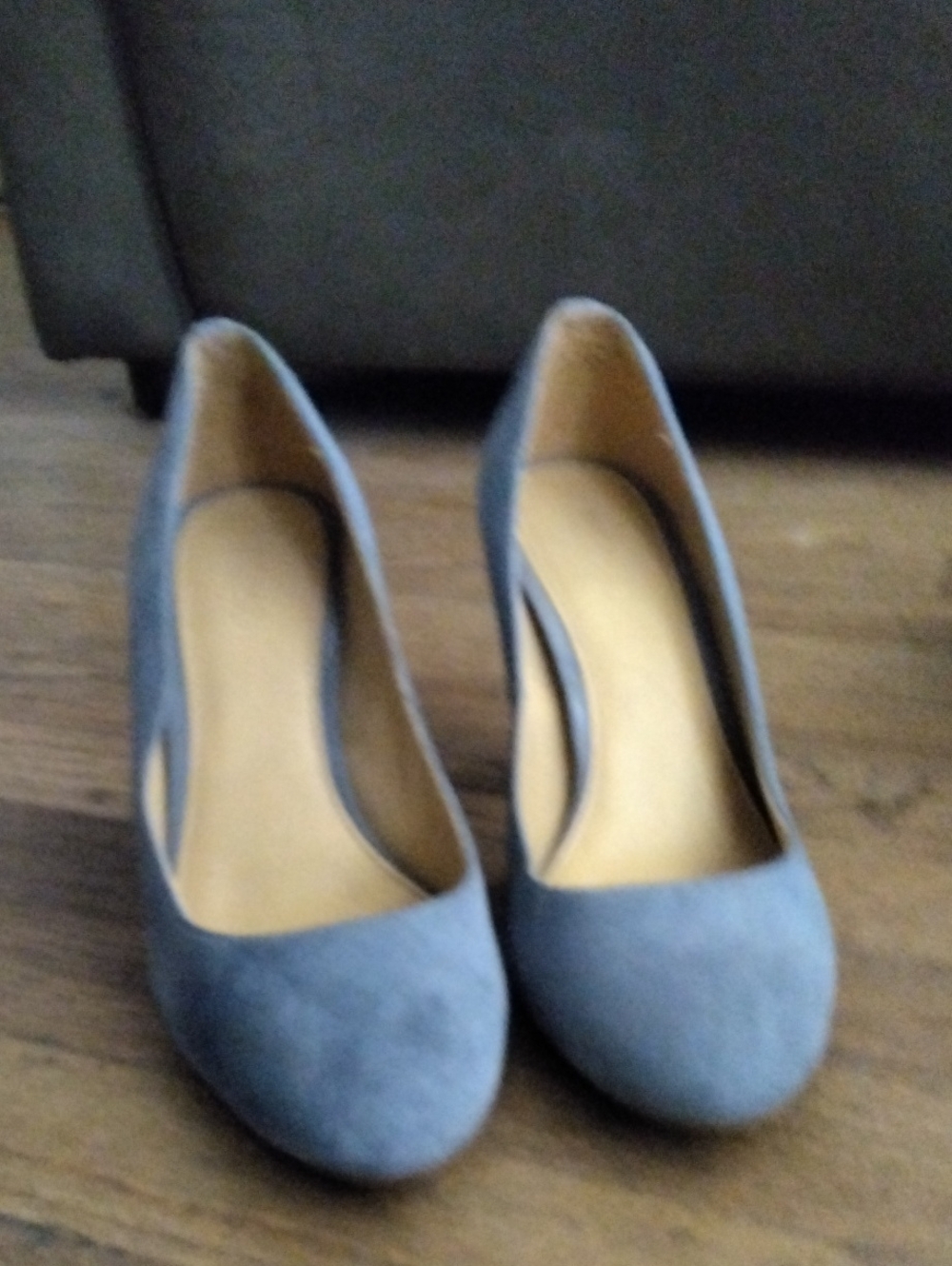 Classic Women's Gray Suede Pumps